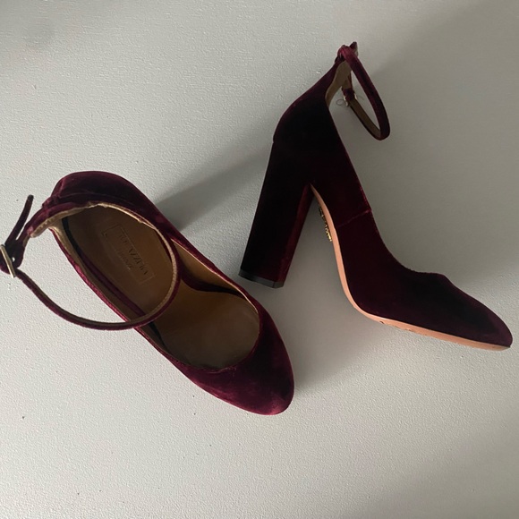 Aquazzura Alix Burgundy Velvet Heels mary Jane - Picture 1 of 12